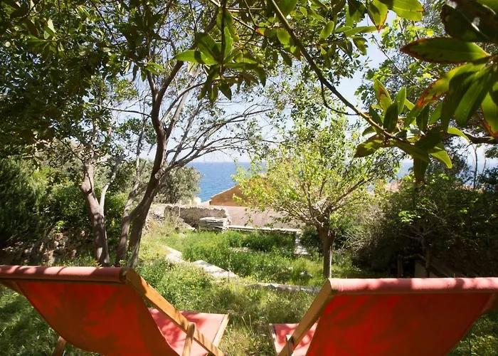 The House Of George In Castle *